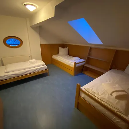 Twenty Seven Bed & Breakfast Zell am See