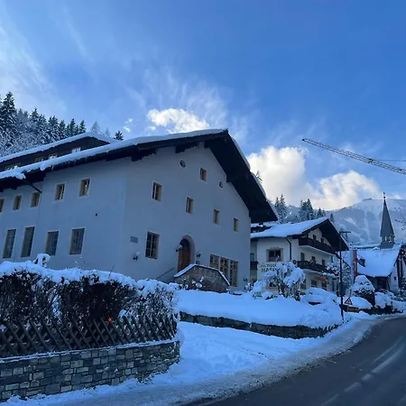 Twenty Seven 3* Τσελ αμ Ζέε