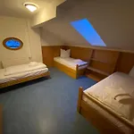 Twenty Seven Bed & Breakfast Zell am See
