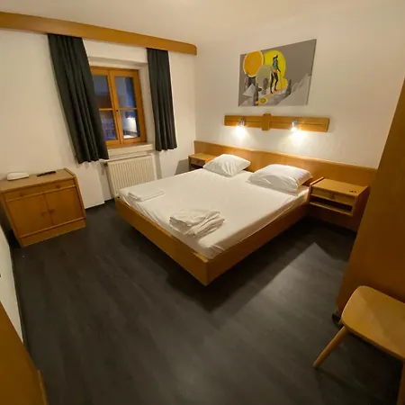 Bed & Breakfast Twenty Seven